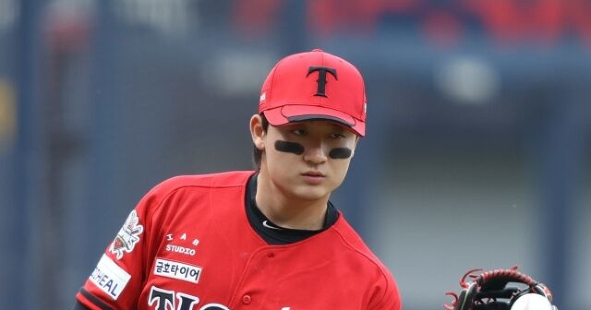“(윤도현)2루가 가장 맞는 포지션인데…잘 안 보이셔서” KIA의 현실은 김도영 자리를 말한다, 