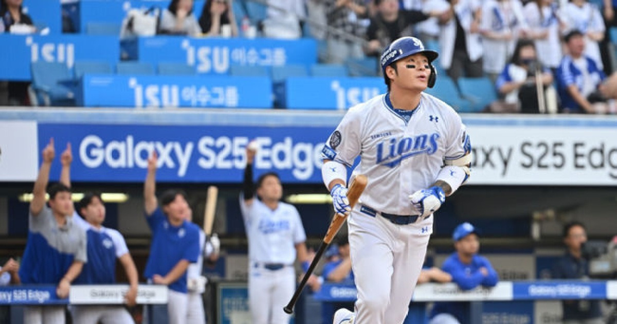 어제 라팍 찾은 박병호, 1군 등록은 언제쯤? "이르면 다음 주 복귀할 수도"