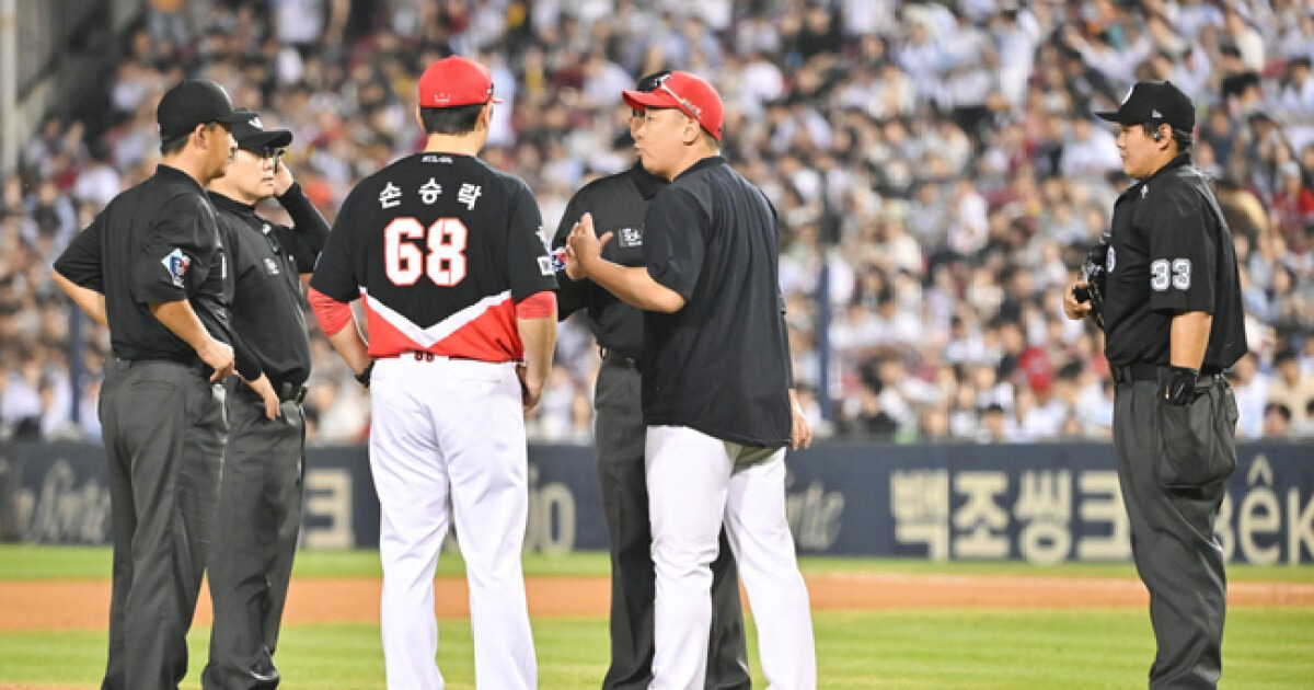 '체크스윙 오심에 분노' 쿨해진 이범호 감독, "비디오판독 조기시행 심판에게도 좋다" [오!쎈 광