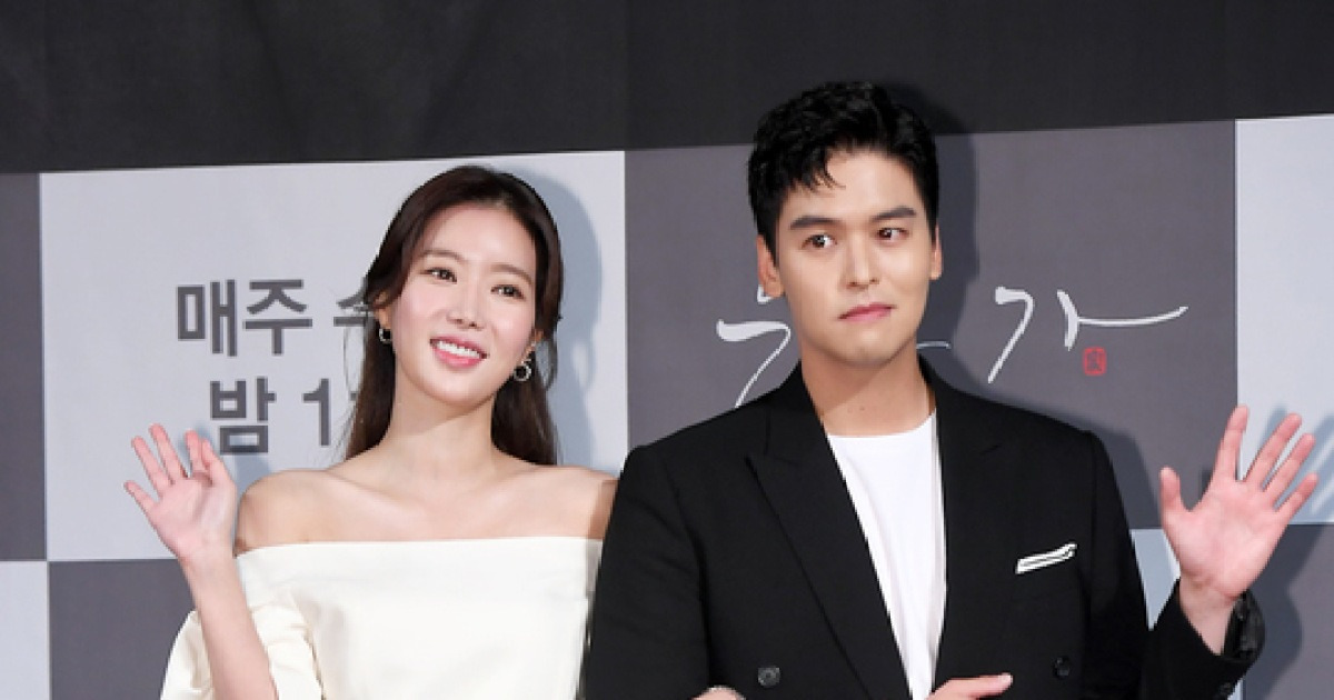 임수향, 11월 결혼 이장우 짝사랑했었다? “진짜 잘생겼었다”(전현무계획2)