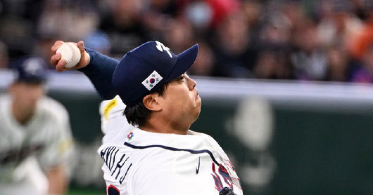 '역시 도미니카 강하네' 류현진, 1회 삼자범퇴→2회 3실점 강판…노경은, 2사 1·2루 구원등판 [WBC]