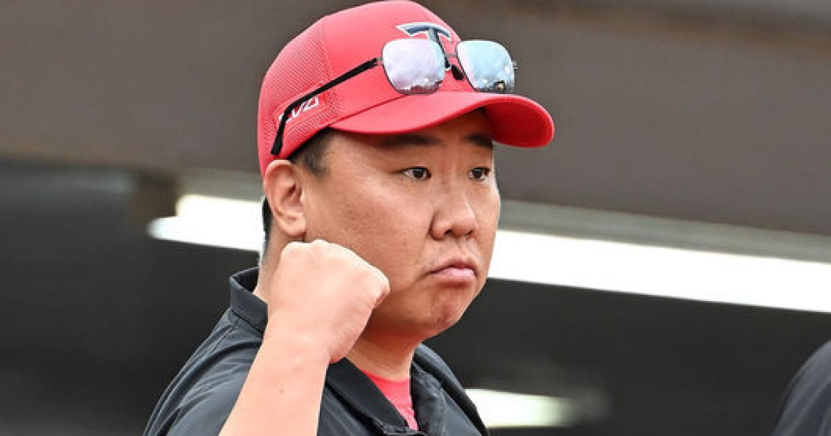 “경기 끝나면 무조건 복습해라” 이범호 특별 주문…우승→8위 추락, 몰락한 챔피언 어떻게 다