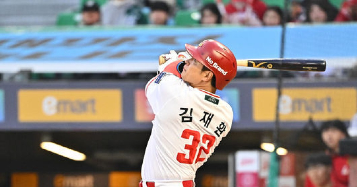 잠실 탈출했는데 타율 8푼1리, 김재환은 왜 4번타자 고정일까 “욕 먹는거 알아, 그런데 진짜 밸