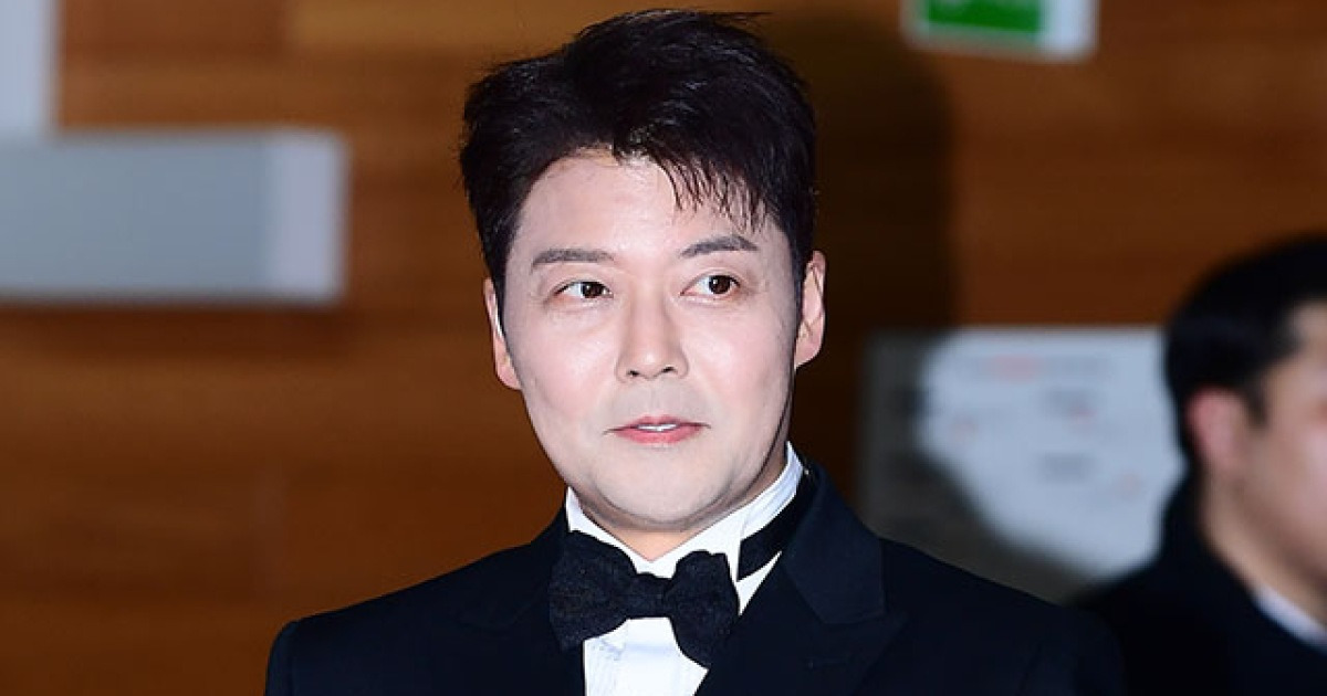 “송구스럽다”…전현무, ‘나혼산’ 대표로 고개 숙였다 ‘이 상이 마냥 기쁘진 않다’