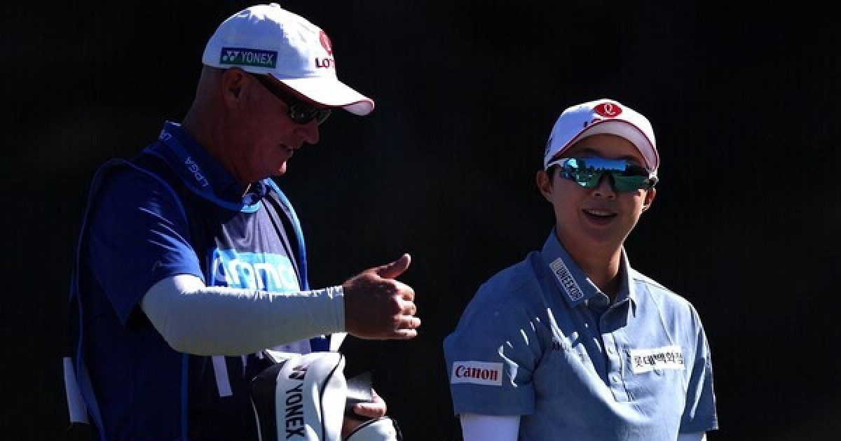 김효주, 난도 높아진 아람코 대회 둘째날 2위로 상승 [LPGA]