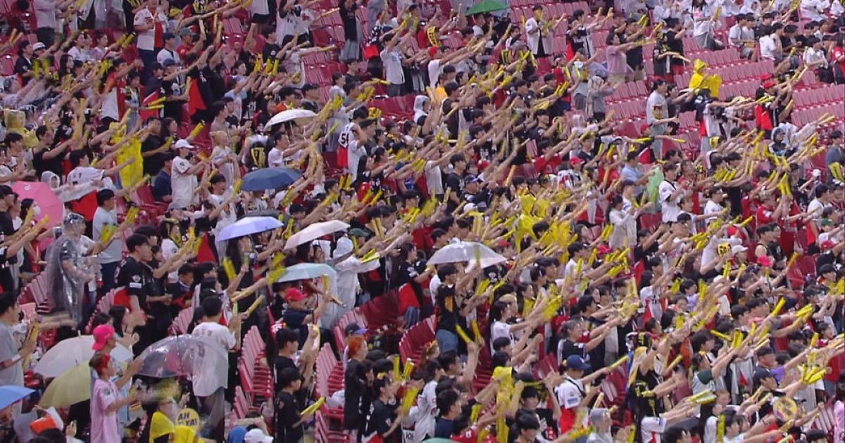 '등 돌린 팬심' KIA 홈 평균관중, 10개 구단 중 유일하게 줄어