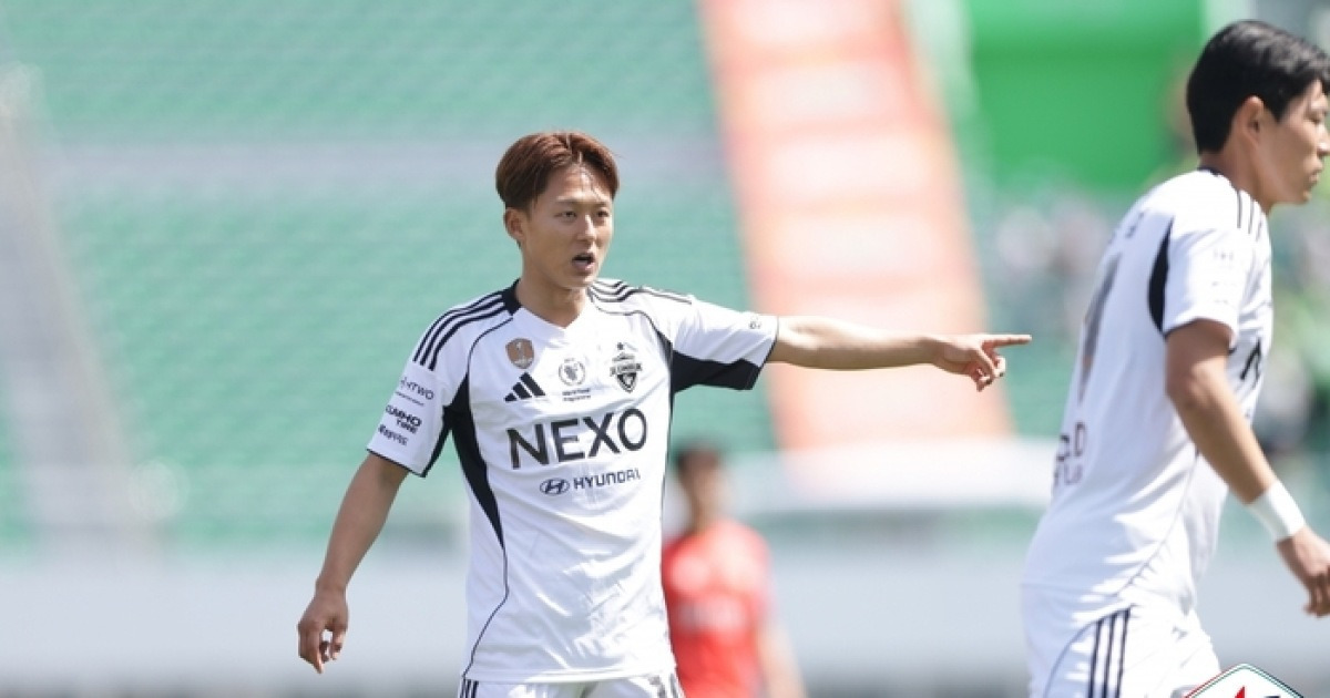 풀타임 뛰었던 이승우 다시 벤치로, 적장 윤정환 감독도 “후반전에 나오면 확실히 위협적” 경