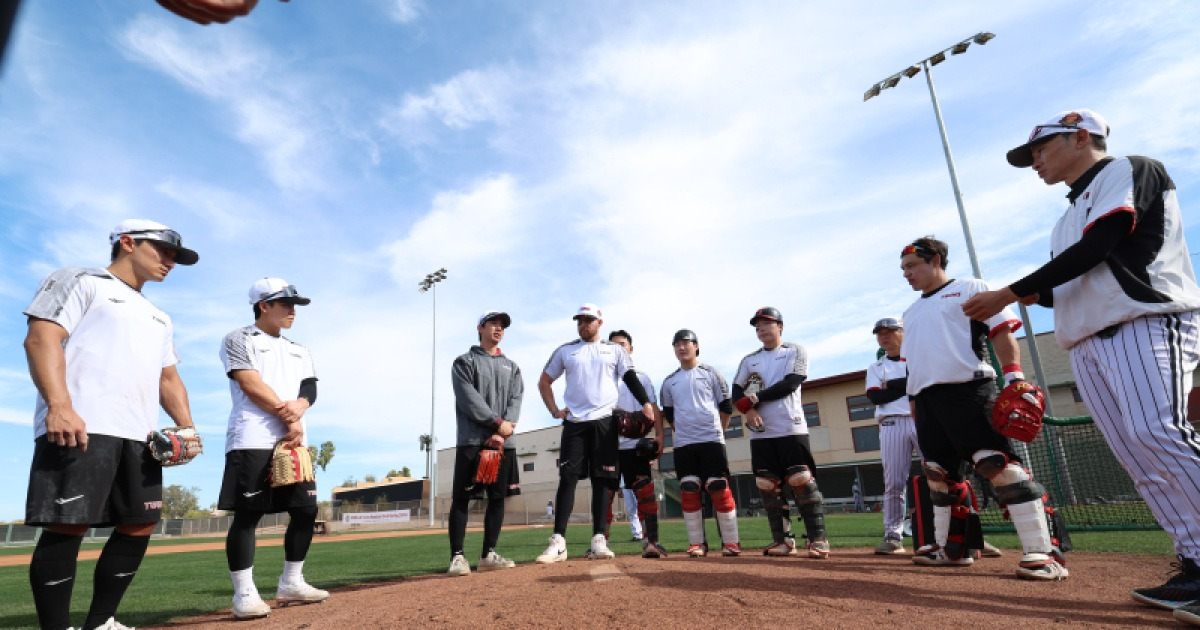 '투수 명단 대거 바뀌었다' LG 2026 애리조나 캠프 명단 40명 확정