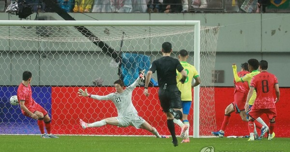'이게 맞아?' 한국 ,브라질에 무려 0-5 뒤져 (후반 32분)