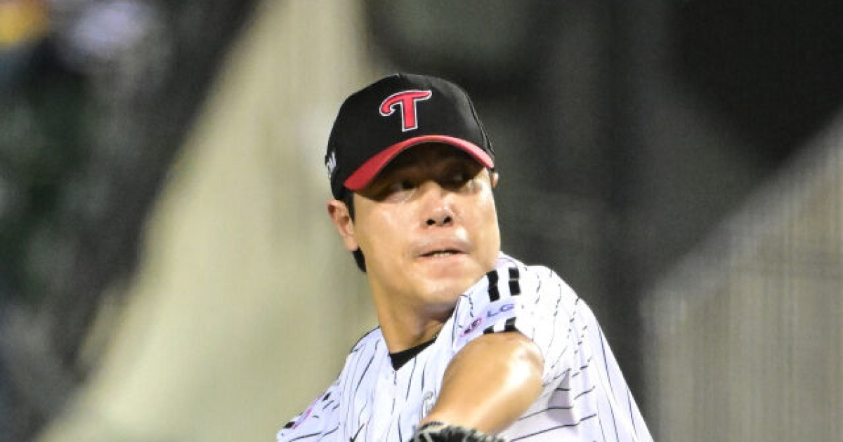 '뜬공-뜬공-땅볼-뜬공-땅볼-삼진' 불혹에 60G 실화? LG 이 선수 없었으면 어쩔 뻔…염갈량 "오늘도 