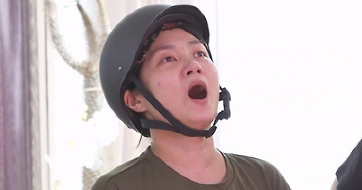 '나혼산' 박나래, 화제의 1인 웨딩화보 초대형 액자 공개