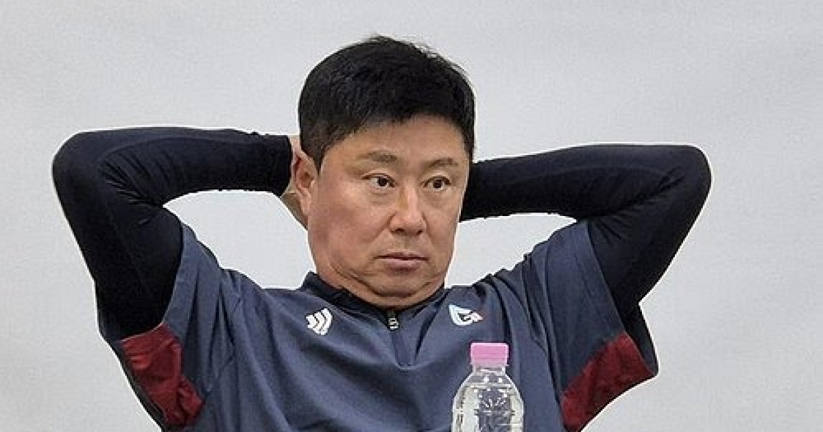 '가만 있으면 9위' 김태형 롯데 감독, 5강 승부수 던져야...현 페이스면 또 가을야구 불가능