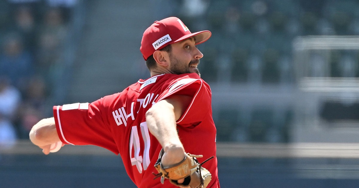 '동료들이 안 도와주네'…SSG 베니지아노, 4⅓이닝 6실점 패전 위기 [잠실 라이브]