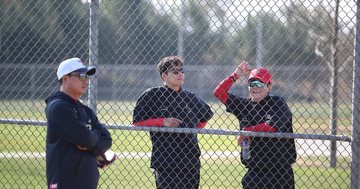 ‘디펜딩 챔피언’에서 ‘8위’로 급추락, 절치부심하는 KIA, 2026년 시작은 日 외딴섬에서…지옥