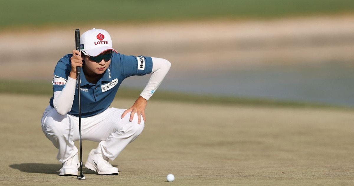 김효주, 대회 2연패와 2주 연속 우승 성공(1보)