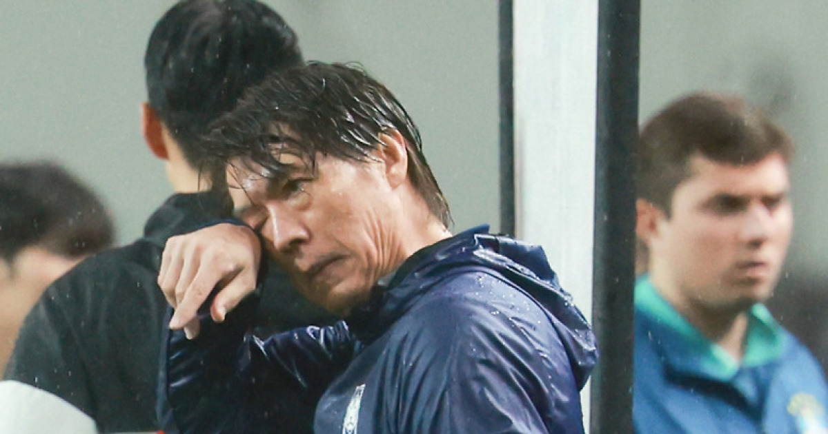 ‘KIM도 흔들’ 속절없이 무너진 홍명보호 백3…“개인 실수? 부정적으로 볼 필요 없어”