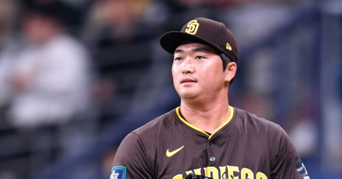 '2년 63억 단꿈' 고우석, ML 어림도 없었다…이래도 LG는 '특급 대우' 해줘야 하나