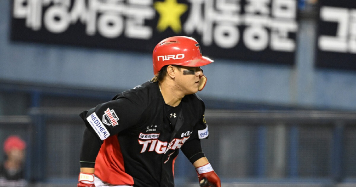 타격왕 다치면 타선도 아프다...무릎 통증, 벤치 지키자 8연승 마감→2연패 '대체불가'
