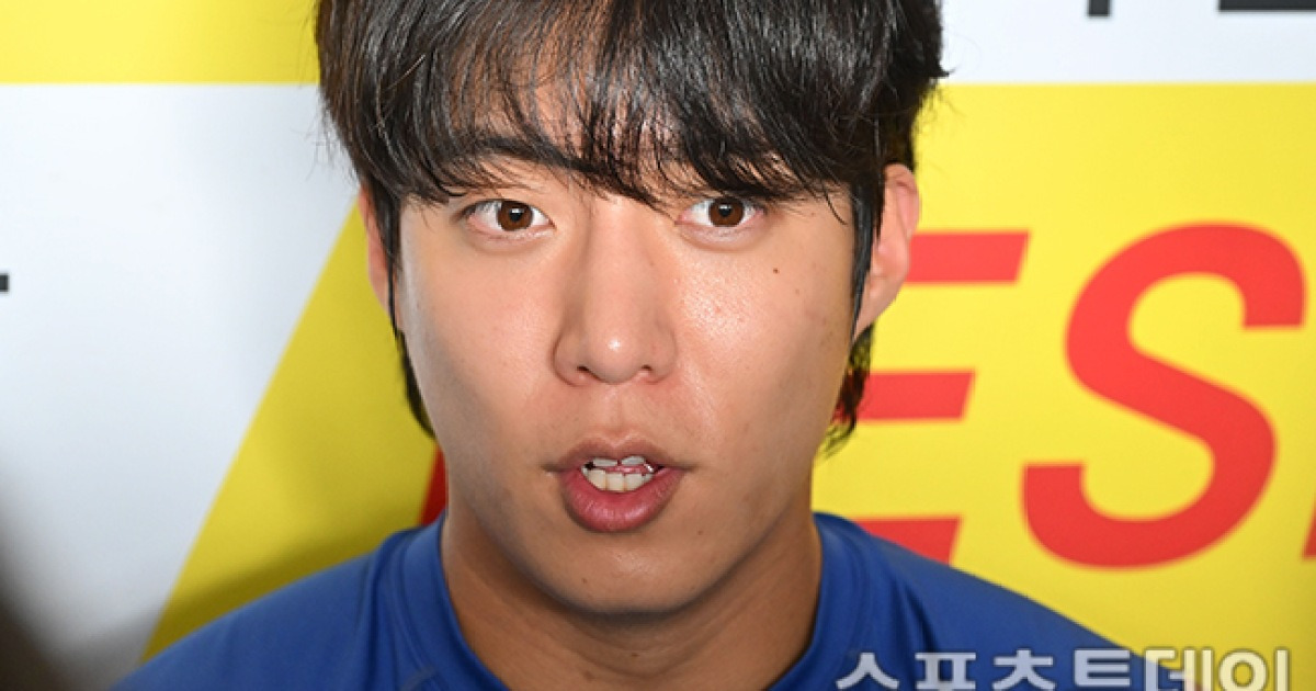 삼성 원태인, 태도 논란에 공식 사과 "경기가 잘 안 풀려 예민했다…성숙한 사람 될 것"