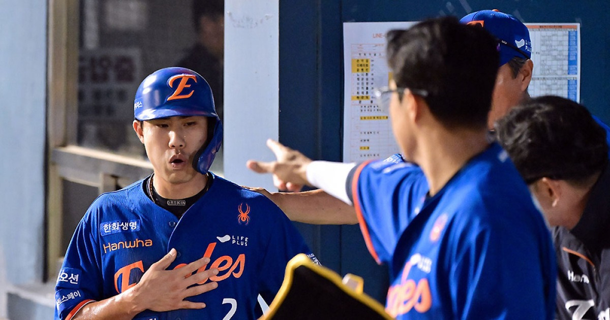 "그게 나도 미치겠어서, 교체될 줄 알았는데…" 만루 병살타→2타점 적시타, 심우준의 결자해지 "