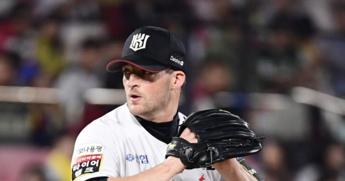 'LG 킬러'가 '잠실 곰'으로 돌아왔다…벤자민 전격 입국, 김원형 감독 "2군 거쳐 출격" 예고