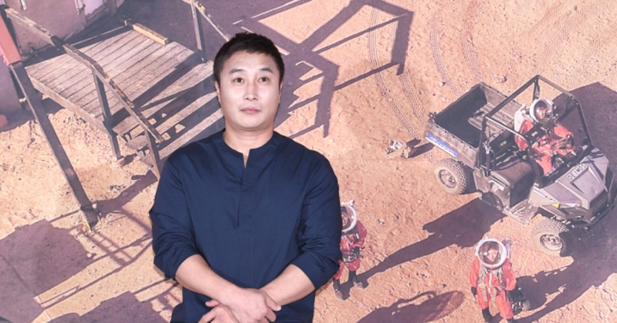 김병만, 13년 키운 전처 딸과 '남남' 됐다...9월 재혼 앞두고 '가족 정리 끝'