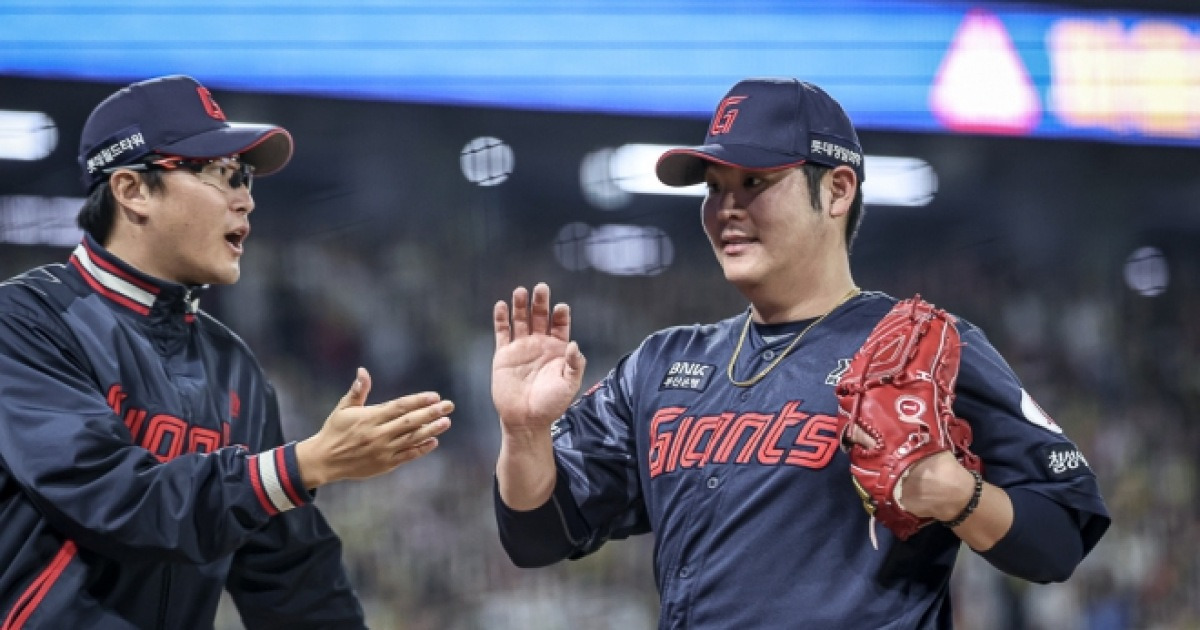 절박한 롯데, ‘7·8월 2군 자책점 0.56’ 한현희 부를까…가을야구 변수, 확대 엔트리 시작