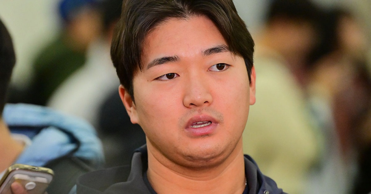 고우석 "괴롭고 힘들지만은 않았다…WBC 전까지 제대로 몸 상태 만들고파" [인천공항 인터뷰]