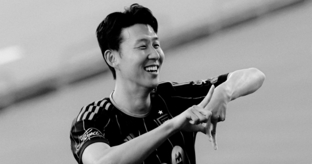 환상골 손흥민, NEW 세리머니 떴다→LA 열광…'찰칵' 이어 화려한 손동작, 대체 무엇?