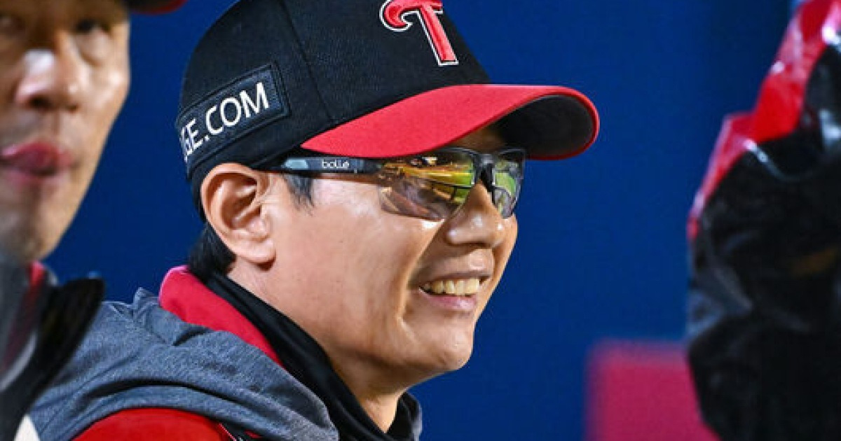 '이래서 강팀인가' LG, 1점 차 승부 1위…염경엽 감독 "긍정적인 힘, 선수들 최고의 집중력 발휘" [