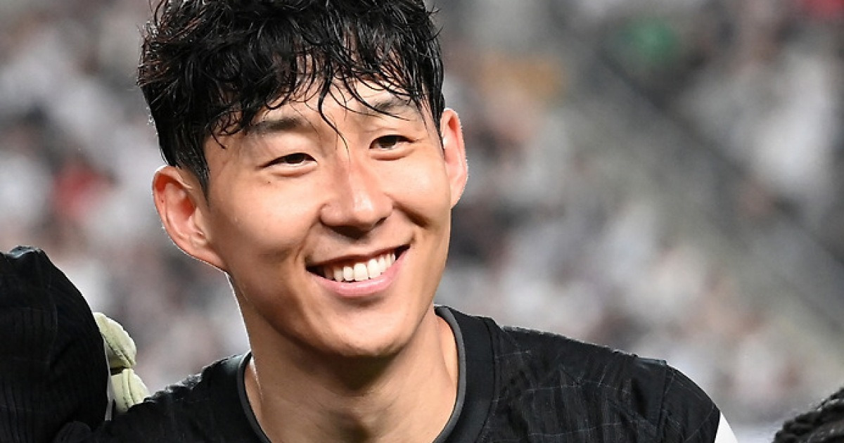 손흥민은 바보다...진짜 끝까지 토트넘만 사랑했던 바보 '아시아 187억+미국 355억 초대박 수익'