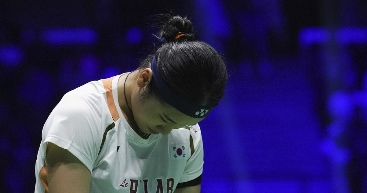 배드민턴 안세영, 천위페이에 '무릎'…세계선수권 준결승서 탈락