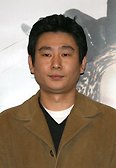 <p>윤종석</p><p>감독</p>