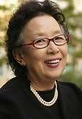 <p>나문희</p><p>주연</p>