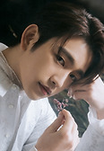 <p>진영</p><p>주연</p>