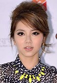 <p>등자기</p><p>출연</p>