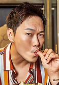 <p>송진우</p><p>주연</p>