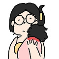 엄마의 책상과 작업대 사이에서