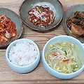 '쌀밥에 생김치와 한상' 글에 포함된 이미지