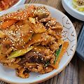 '백반을 먹었는데 제육' 글에 포함된 이미지