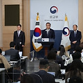 '정부, 日 강제징용 배' 글에 포함된 이미지