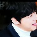 '병약섹시 배우님 나오' 글에 포함된 이미지