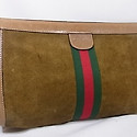 AUTH 100% GUCCI CLUTCH HAND..