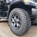 나는 왜 항상 BFGoodrich 타이어를 선..