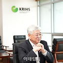 "공급 줄이고 집값 잡겠다는 건 모순…..