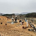 선생님 유택 다시 손보기