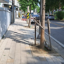 가로수 지주목