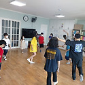 몸풀고 시작하자~!(눈감고 한발로 버티..