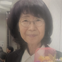 이현인작가 : 수필집 ＜겨울을 견딘 꽃..