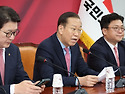국민의힘은 대선 후보를 내지 않는 것..